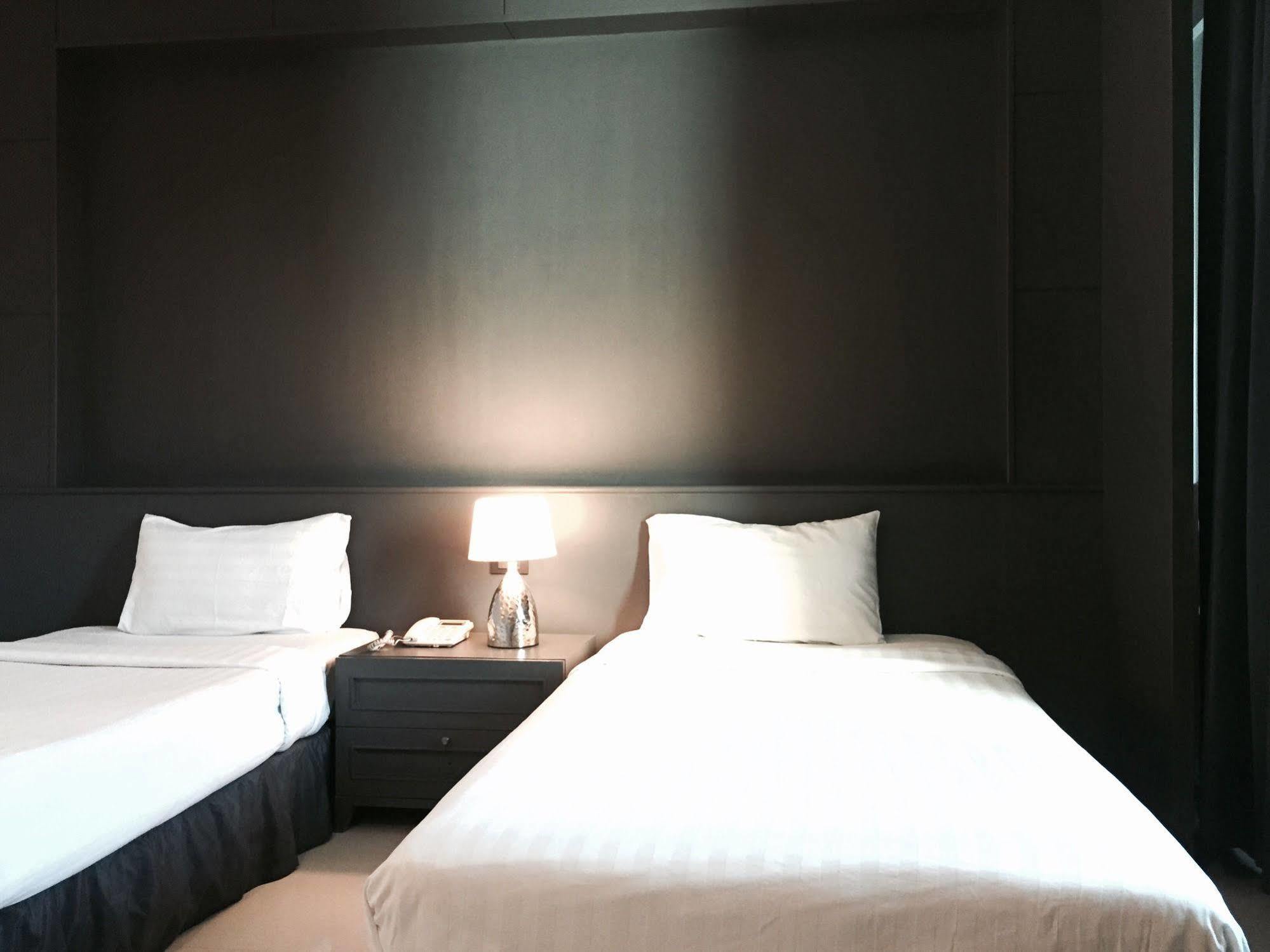 האט יאי Hatyai Holiday Hotel מראה חיצוני תמונה