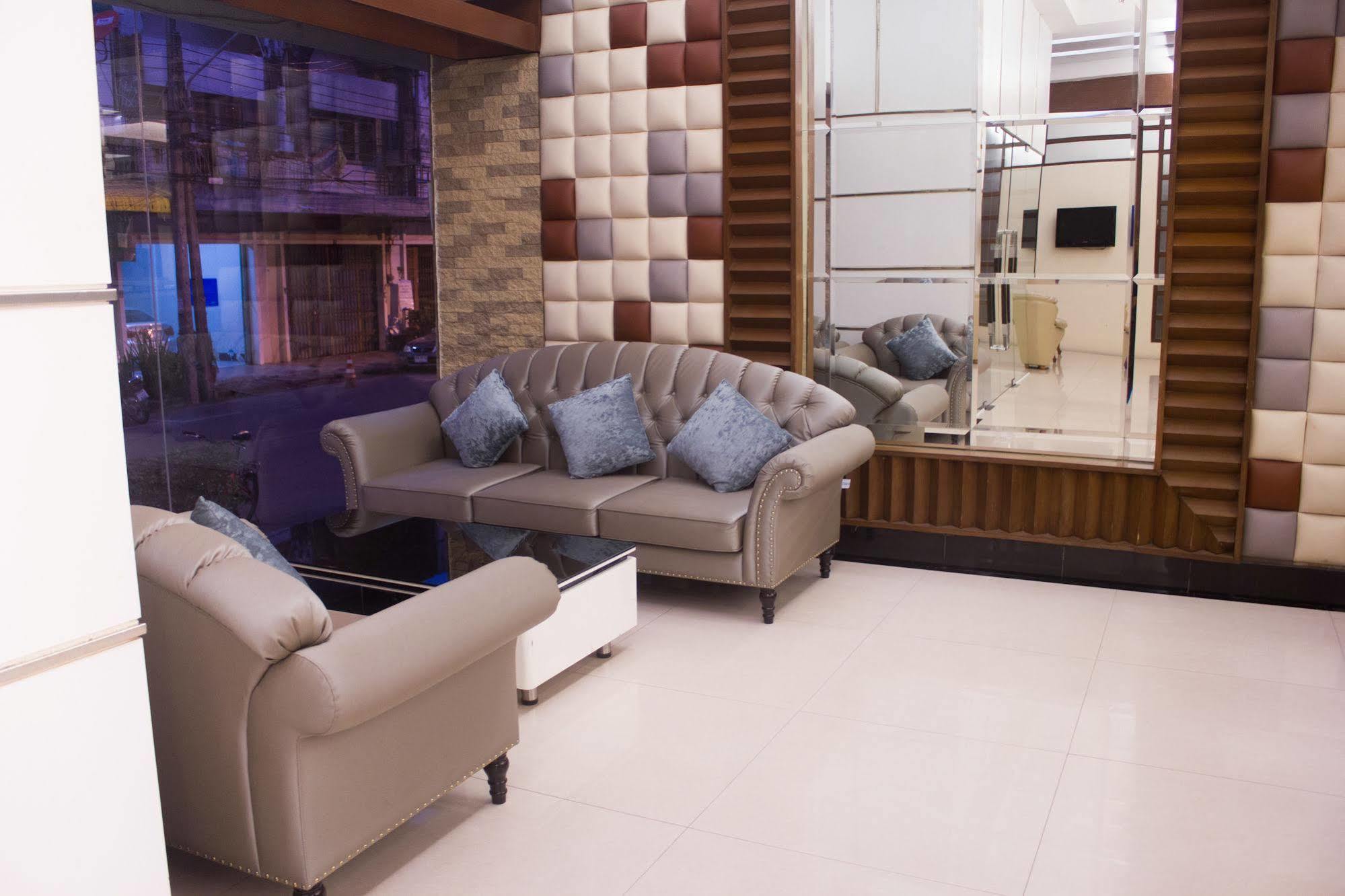 האט יאי Hatyai Holiday Hotel מראה חיצוני תמונה